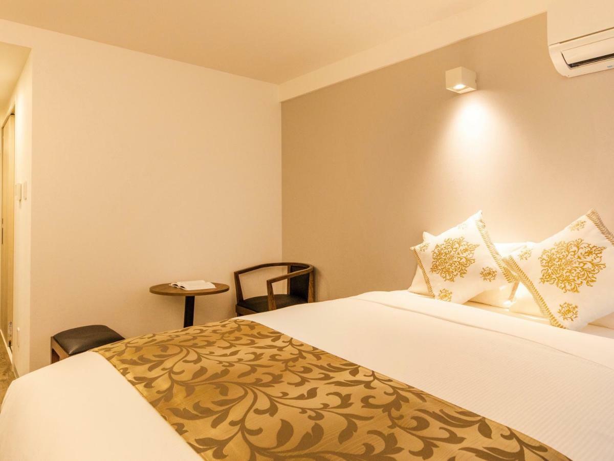 Hotel Mr.Kinjo Suns In Ishigaki Miyara Esterno foto